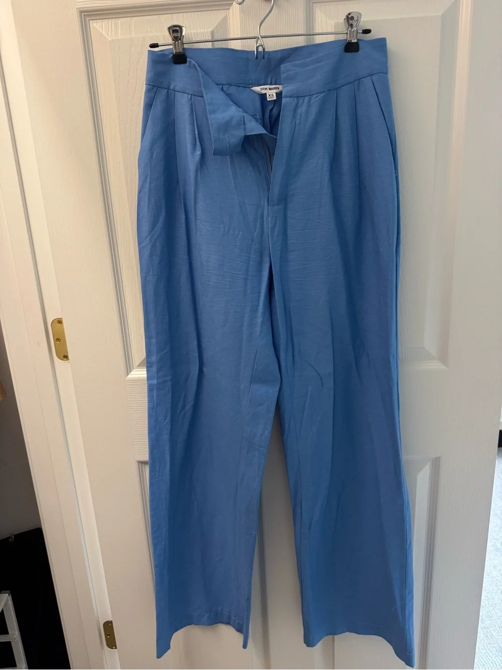 Steve Madden Women’s Light Blue Linen Wide-Leg Pants